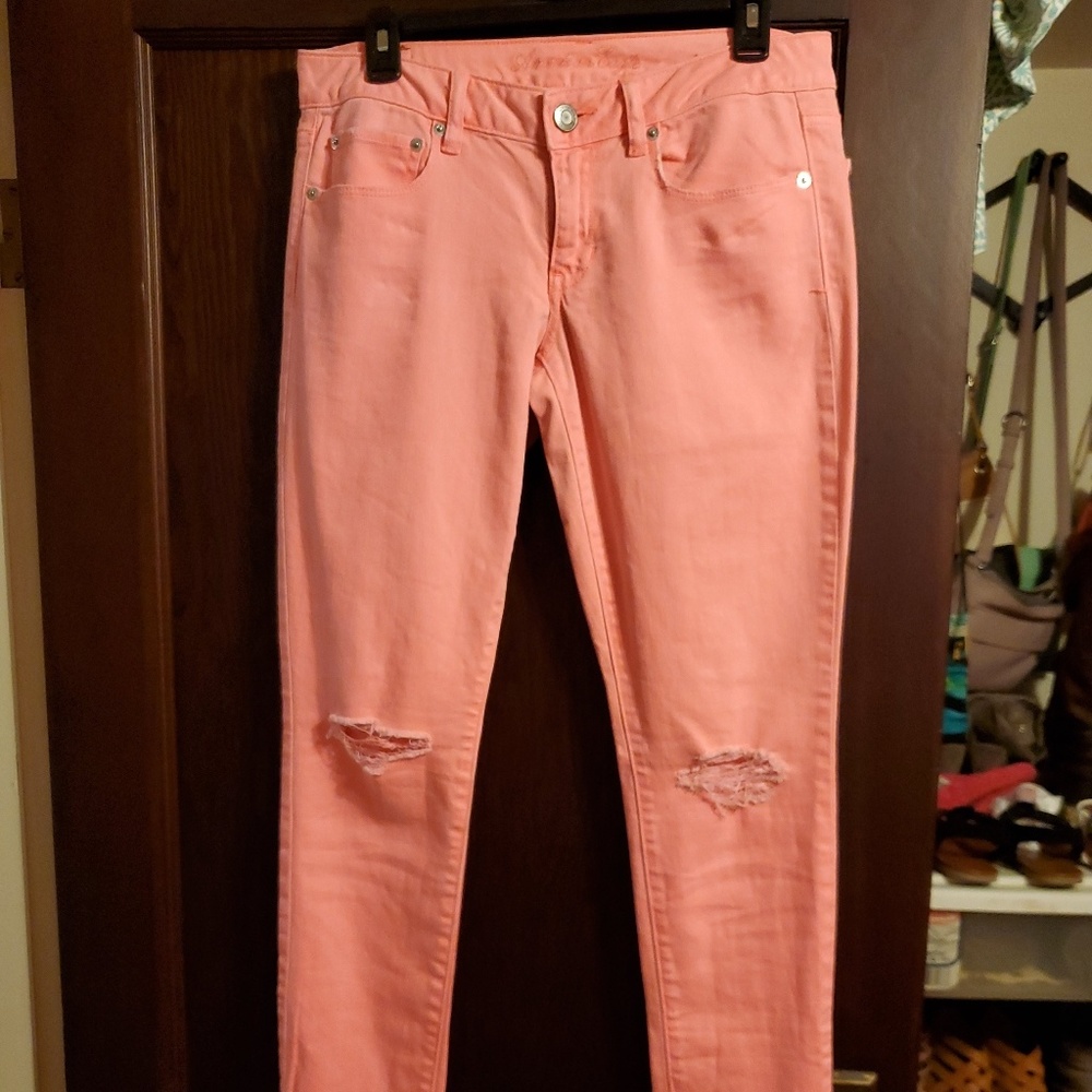 American Eagle Outfitters pink ripped Jeans 8
